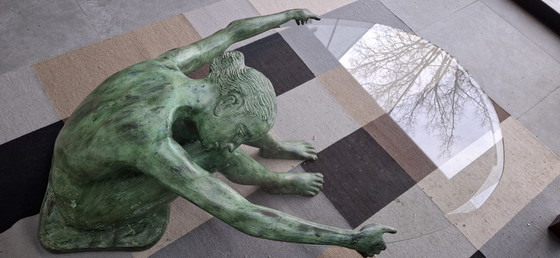 Image 1 of Coffee table statue of a naked woman, bronze, beautiful patina