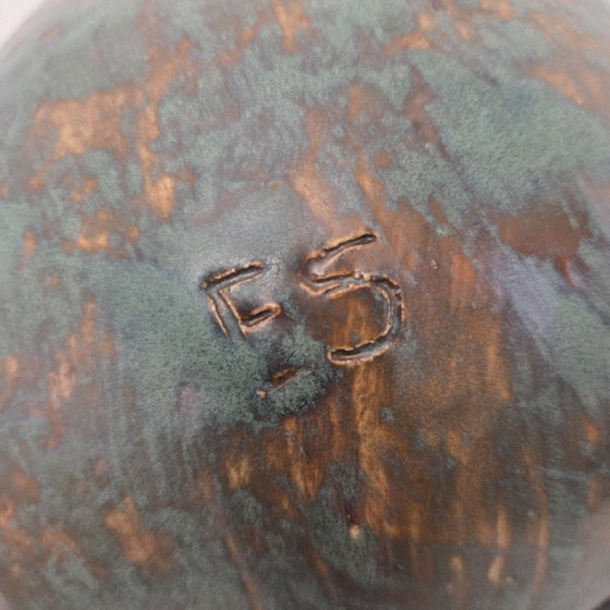 Image 1 of Vaso sferico in ceramica organica realizzato in studio.