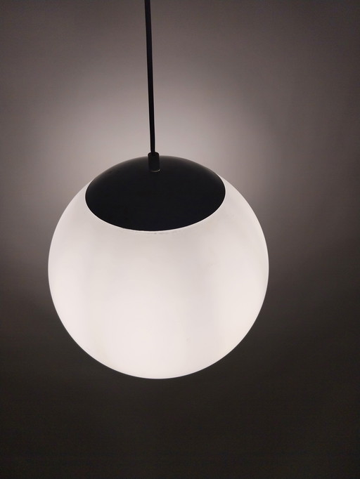 1 x Hala Zeist ball lamp white 1970's