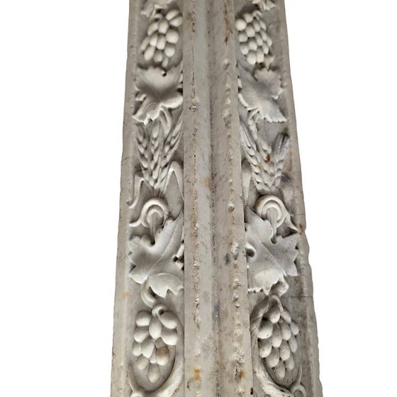 Image 1 of Antiek marmeren ornament met snijwerk, 19e eeuw