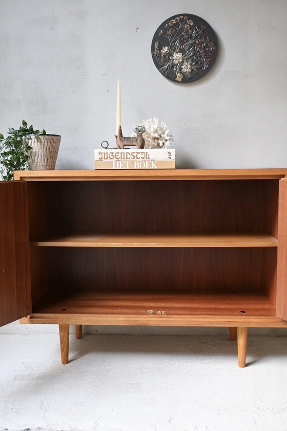 Image 1 of Mooi mid-century WK-Möbel kastje van teakfineer