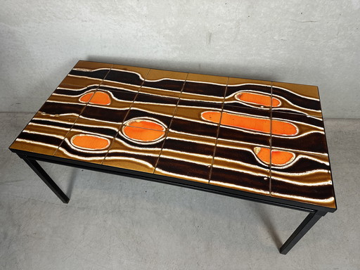 Vintage coffee table - ceramic