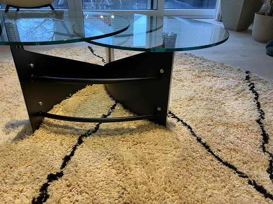 Image 1 of Table basse en verre avec piètement noir