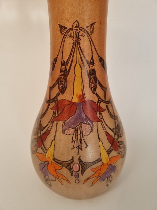 Beautiful Art Deco glass vase by Legras & Cie., circa 1920