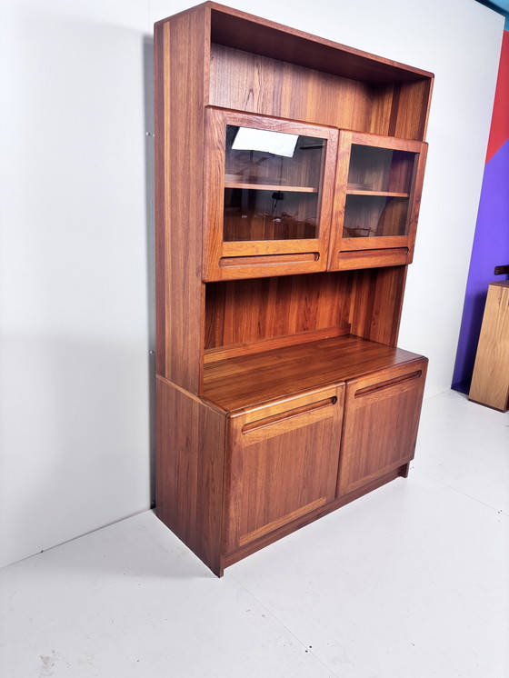 Image 1 of Vintage vitrinekast teak deens