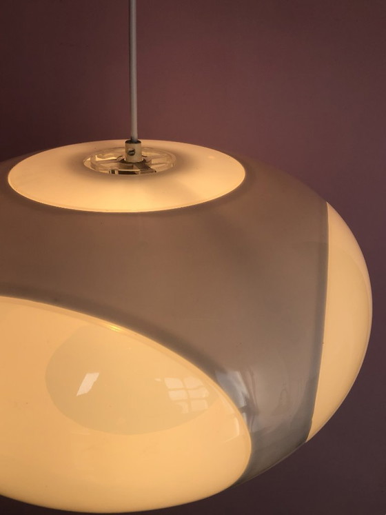 Image 1 of Lampada "occhio di insetto" in stile futuristico, versione bianca.