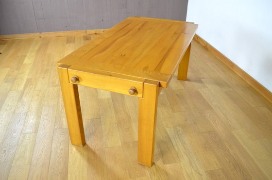Image 1 of Table de Repas En Orme De La Maison Regain Vintage 1980