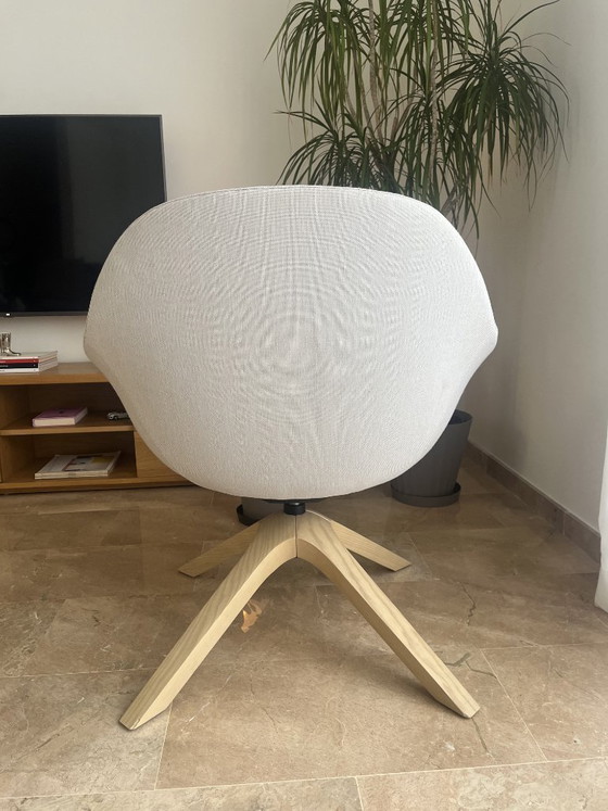 Image 1 of Next Lounge Andreu World fauteuil · Piergiorgio Cazzaniga · design