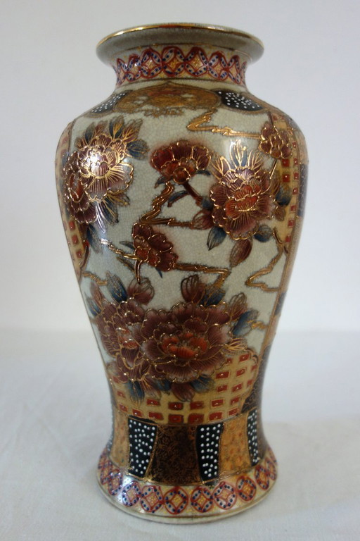 Satsuma vase mid 20th century H31cm