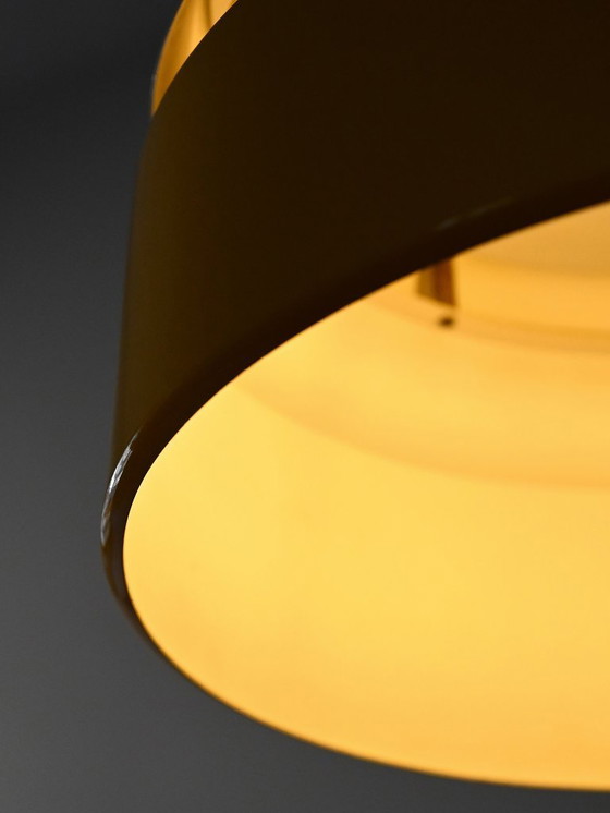 Image 1 of Lampada a sospensione gialla scandinava, anni '60/'70