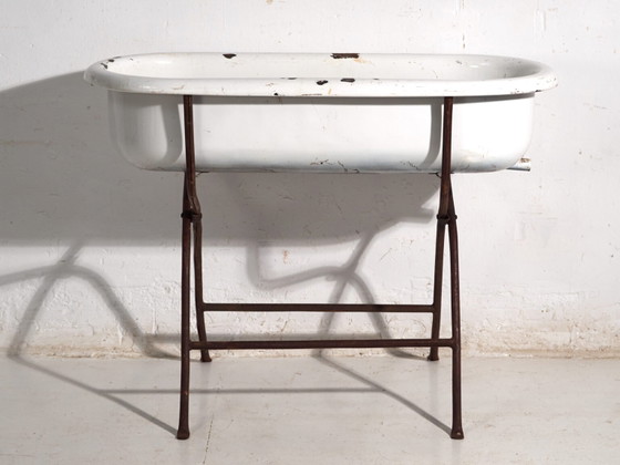 Baignoire ancienne en fer émaillé – Europe Centrale, circa 1950 #10 – Objets déco, Industrieel (photo 29 of 40)