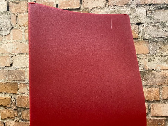 Image 1 of Richard Hutten Centraal Museum rood