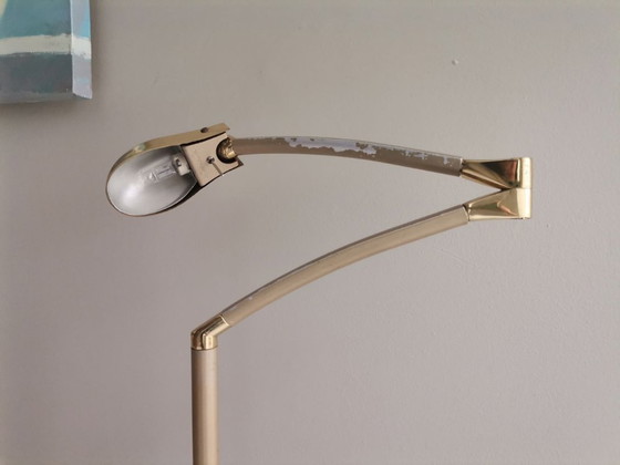 Minimalistische, höhen- und breitenverstellbare Schwenkarm-Stehlampe im modernen Stil der 1970er Jahre (photo 13 of 16)