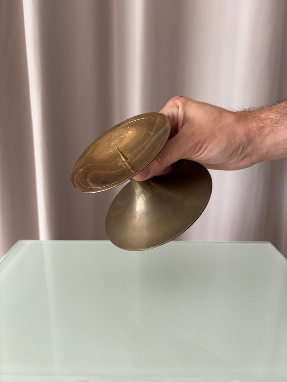 Vintage Brass Pedestal Candle Holder – Sculptural Mid-Century Design – Bronze (photo 9 of 9)