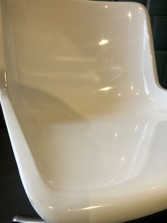 Image 1 of Tecno Modus swivel bucket seat