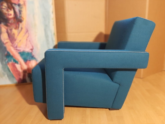 Image 1 of Cassina Utrecht 637, nueva, nunca usada, en tela de lana azul petróleo (serie 13L), costuras de caballo