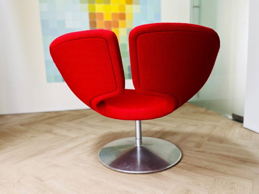 Apollo designer armchair by Artifort