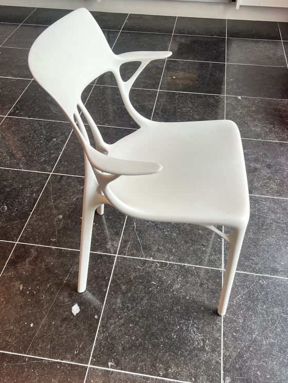 Image 1 of Set of Sovet Italia design table and 4 Kartell chairs by Philippe Starck