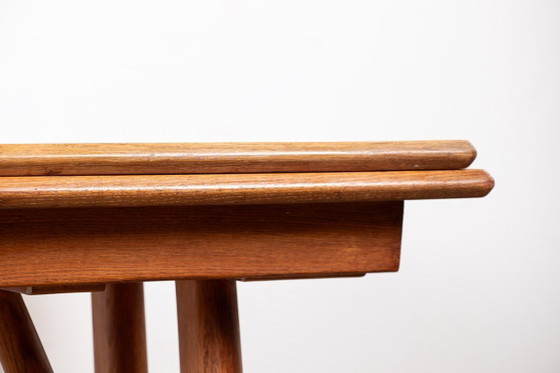 Image 1 of Très grande table de repas extensible, 320 cm, en chêne par Guillerme et Chambron pour Votre Maison 1960.