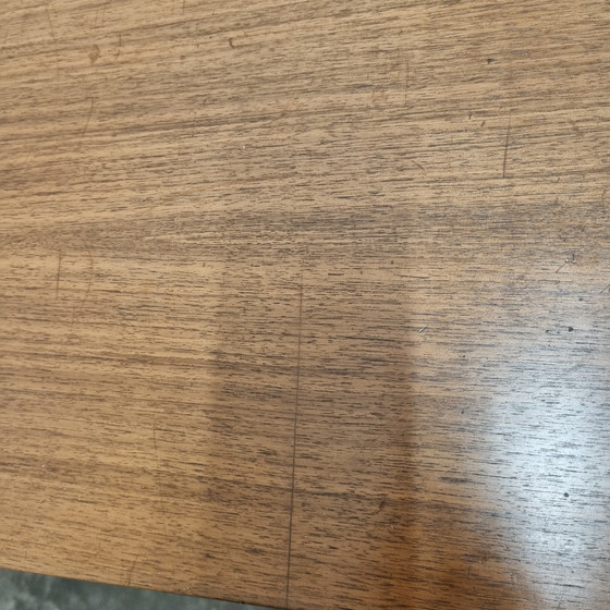 Image 1 of XX lang notenhout dressoir van William Watting voor Modernord, 1950s