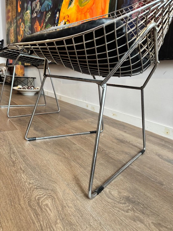 Bertoia Diamond Chair, Harry Bertoia, Fauteuils, Cuir, Noir (photo 5 sur 5)
