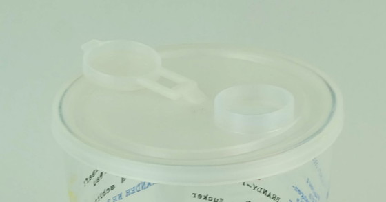 Image 1 of Moderne glazen cocktailshaker uit het midden van de vorige eeuw met recepten uit de jaren 50