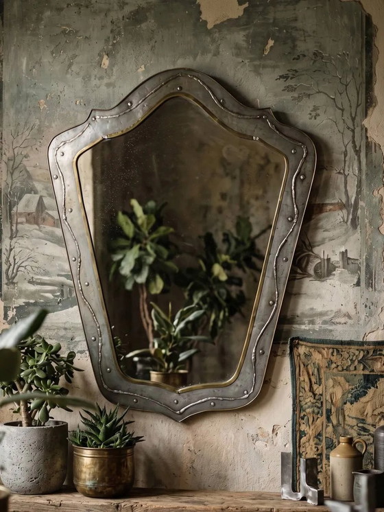 Miroir brutaliste de Jean Goardère, laiton et étain, années 1970. – Bois, Métal (photo 2 of 17)