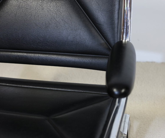 Charles and Ray Heames Airport Armchairs – Herman Miller, Chrome (photo 12 of 14)