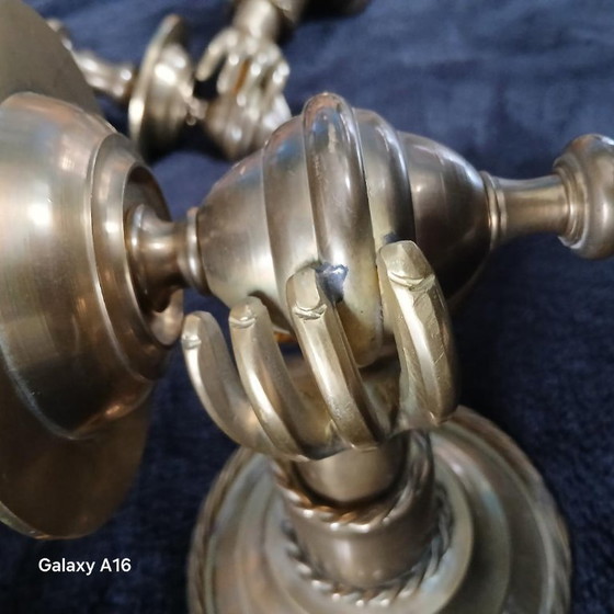 Image 1 of Espléndidos apliques de pared grandes con manecillas de bronce macizo