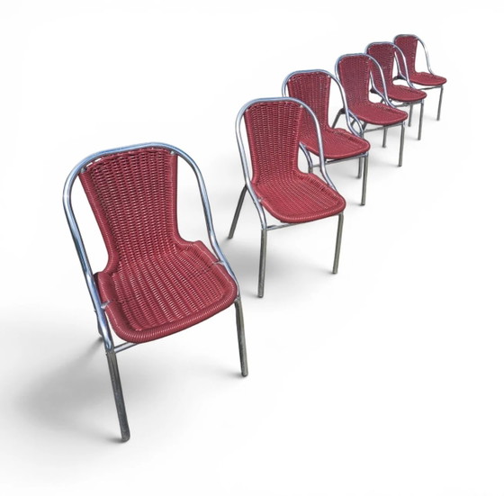 6 x sedia rossa in alluminio per interni/esterni con intreccio sintetico (effetto rattan) anni '80 (photo 17 of 20)