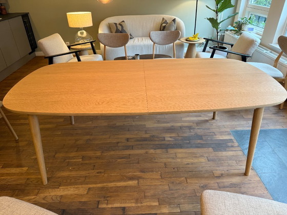 Image 1 of Mesa de comedor BOW de PBJ Designhouse — Roble macizo, extensible