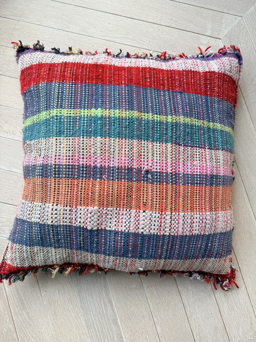 1x kleurrijk geweven kussen, Menno Kroon