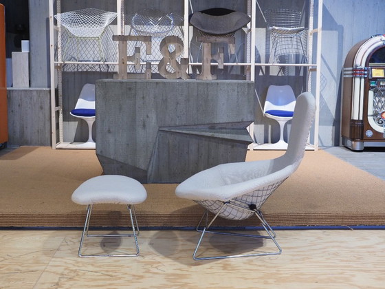 Image 1 of KNOLL INT. BERTOIA SEDIA PER UCCELLI MIT HOCKER HOPSACK BEIGE
