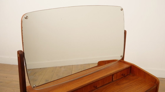 Image 1 of Coiffeuse vintage | Design danois | Teck