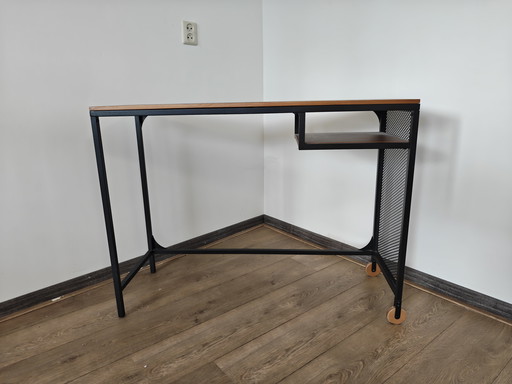 IKEA FJÄLLBO Laptop-Tisch
