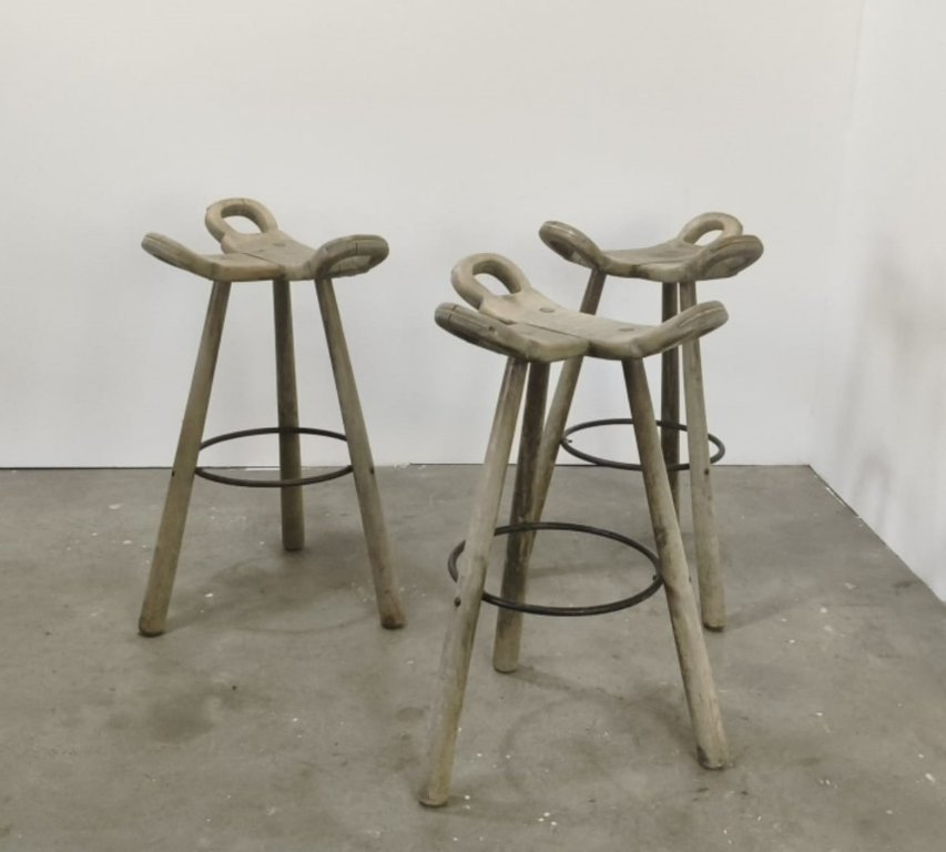 Brutalist Spanish bar stools | €175 | Whoppah