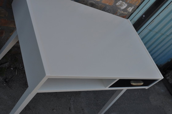Hongaars Mid-Century Bureau – Mid Century Modern (photo 4 of 11)
