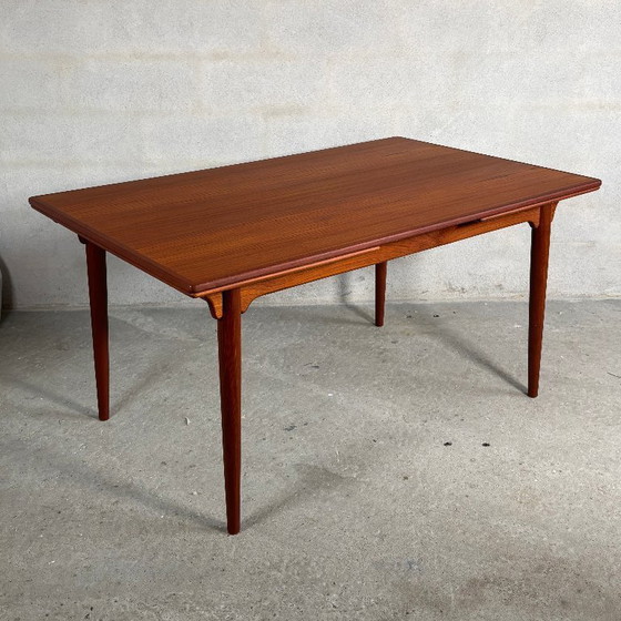 Image 1 of Model 50 Uitschuifbare Teakhouten Eettafel Gunni Omann Deens