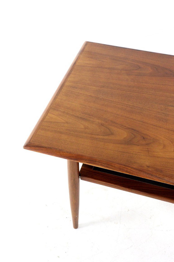 Image 1 of Table d'appoint vintage RS Associates de Montréal