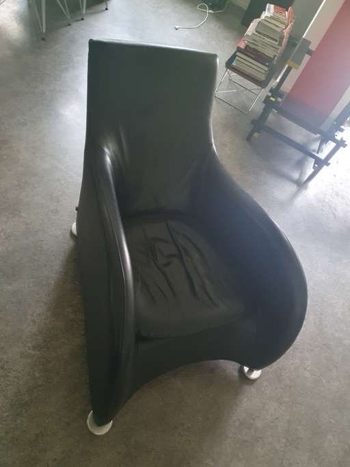Montis armchair