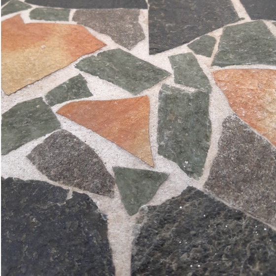 Image 1 of Mimiset in mosaico di marmo di design di metà secolo, base in metallo