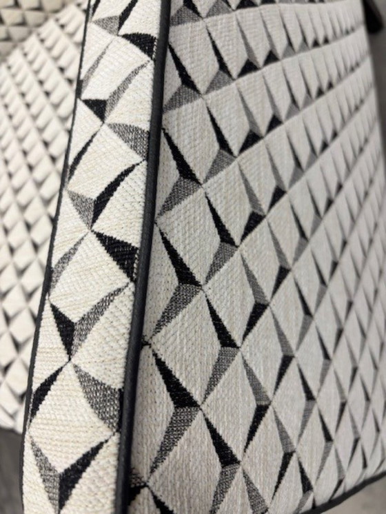 Image 1 of Sessel Pandora von Christine Kröncke