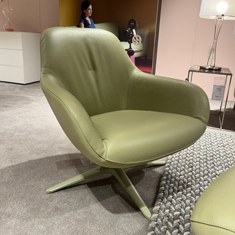 Image 1 of Pode Spot One fauteuil met poef