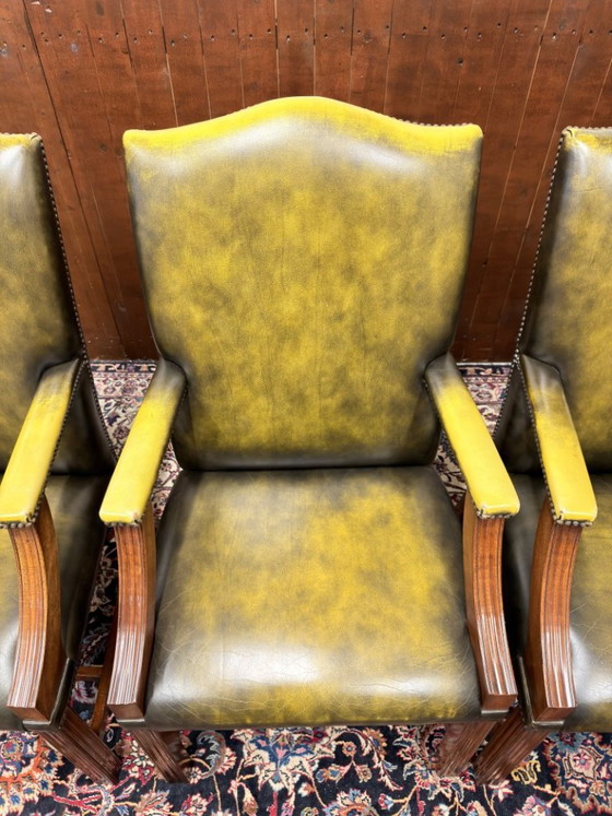Set Klassische Englische Chesterfield President Stühle – Esszimmerstühle, Leather, Wood (photo 9 of 12)