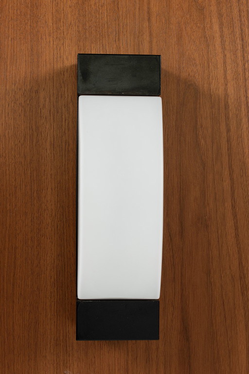 Touch wall lamp