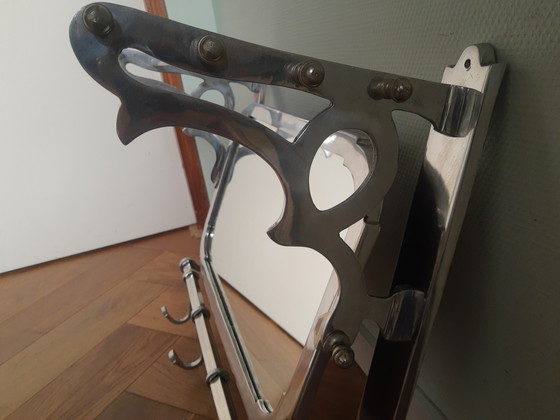 Image 1 of Retro-Garderobe aus Metall im Jugendstil und Art-Deco-Stil mit Spiegel