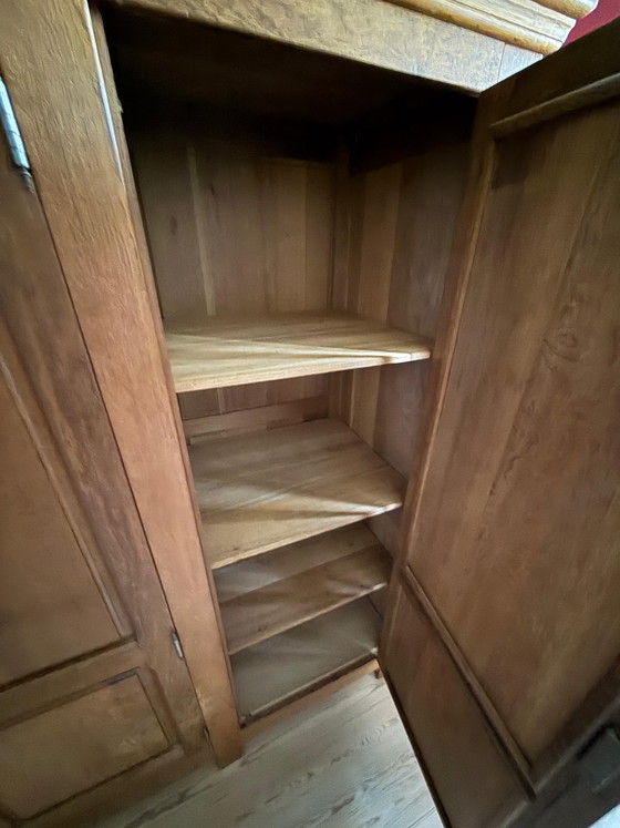 Image 1 of Houten kleerkast