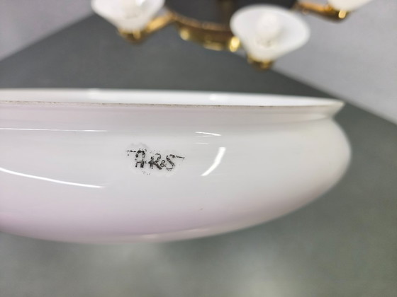 Image 1 of Lámpara de araña Art Déco de latón con pantallas de cristal, Checoslovaquia, década de 1930.