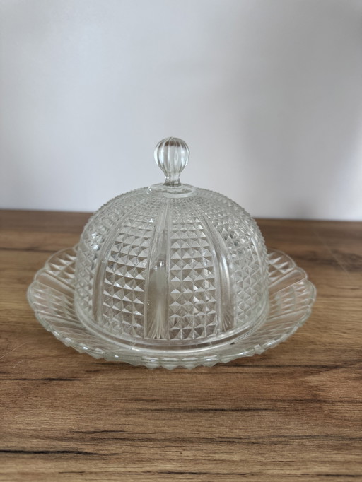 Campana de cristal vintage y plato