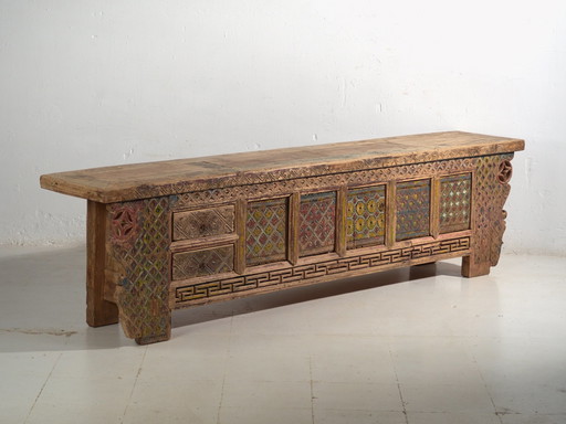 Aparador bajo chino antiguo de abeto tallado con paneles ornamentados – Gansu, circa 1930